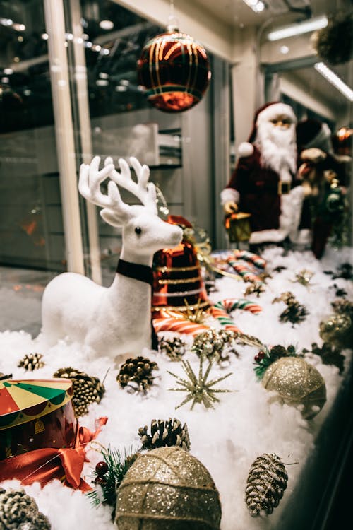 Los comercios de Pinto se visten de gala con motivos navideños