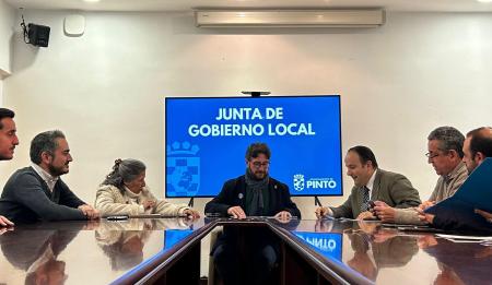 Imagen El Equipo de Gobierno aporta 70.000 euros a los centros educativos para...