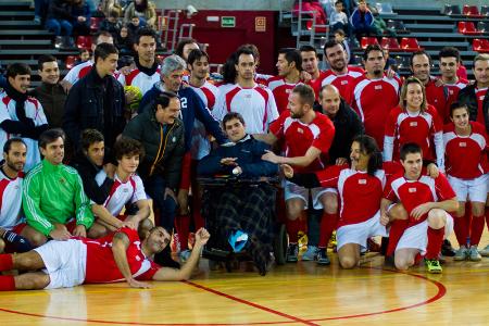 Imagen El partido solidario de famosos y toreros obtiene 2.500 kilos de...