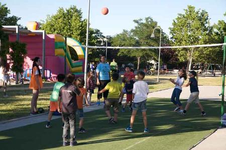 Imagen Cientos de personas disfrutaron de las actividades organizadas por el...